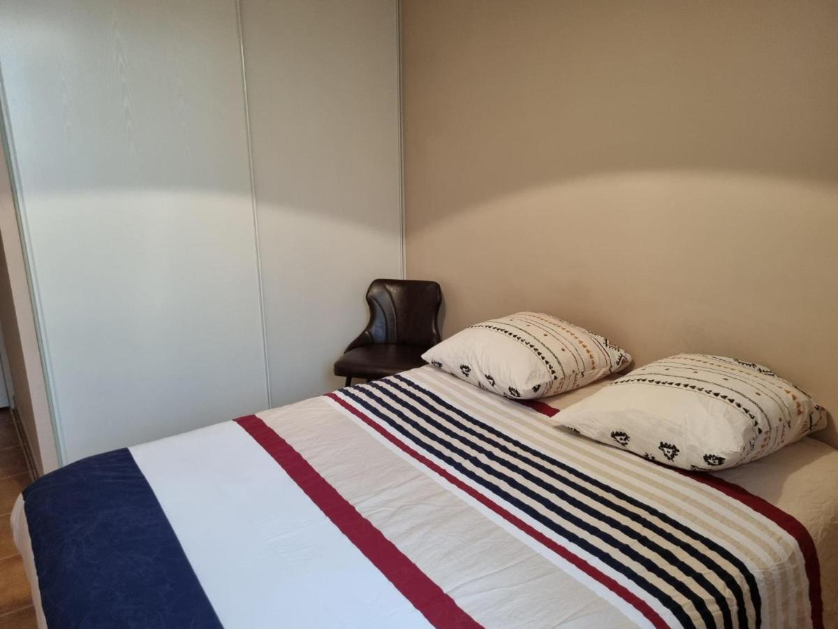Appartement 1 chambre avec Piscine Uzès Extérieur photo
